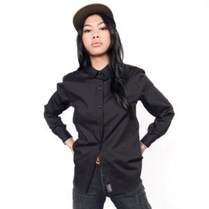 Wildfang - Essential LS Oxford Button-Up (Small)